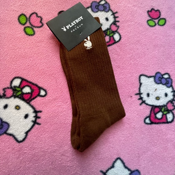 Playboy By PacSun Embroidered Logo Crew Socks - Picture 4 of 5